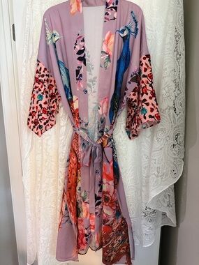 Floral & Peacock Lavender Pink Kimono Robe